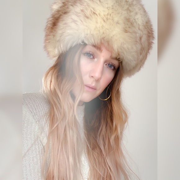 Vintage Accessories - 💔SOLD ON DEPOP💔 70’s Vintage Shearling Hat